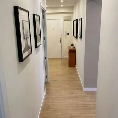 176a Apto Moderno De 3 By R2r Consulting 希洪